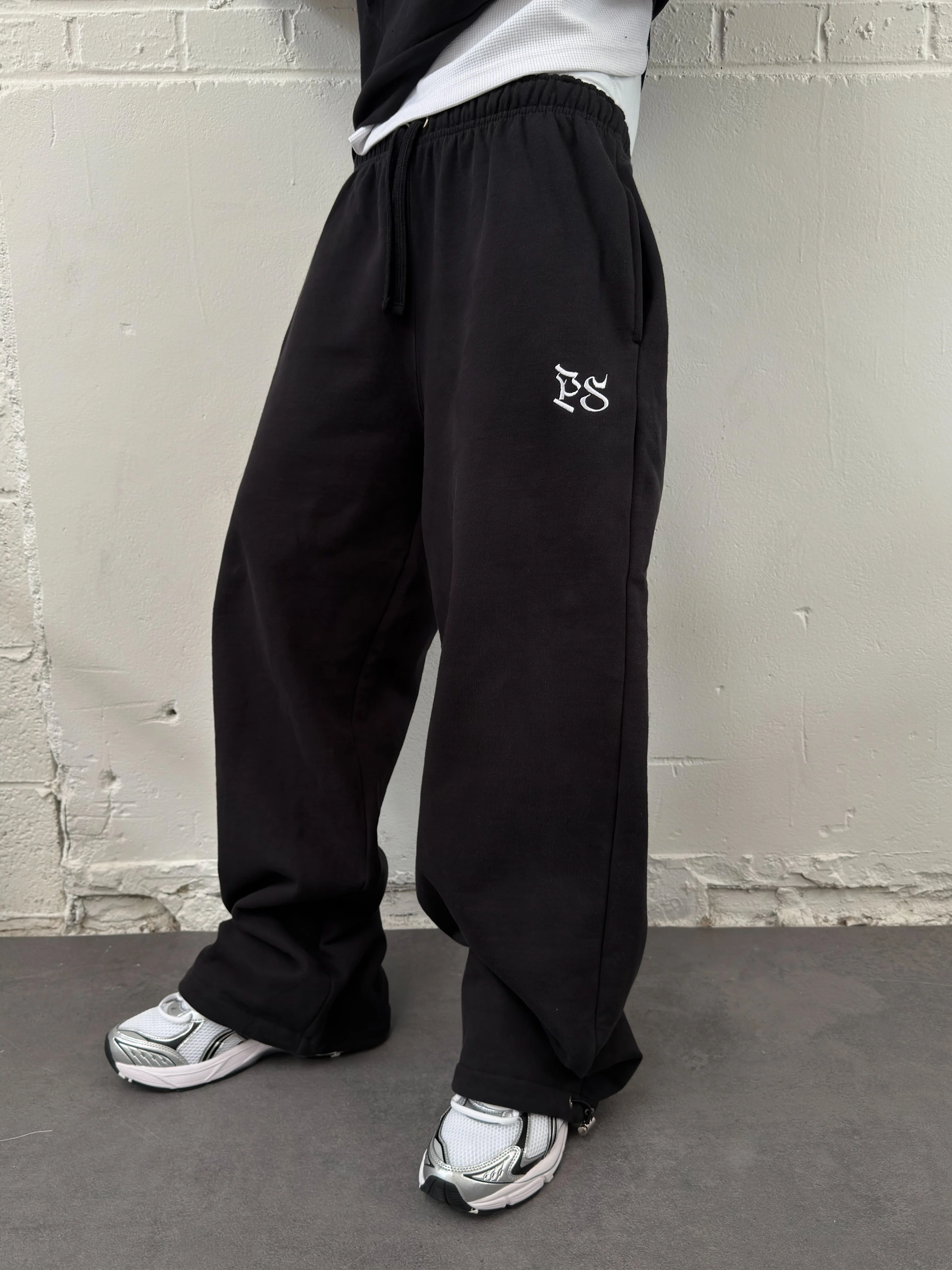 BLACK BAGGY TROUSER - Image 5