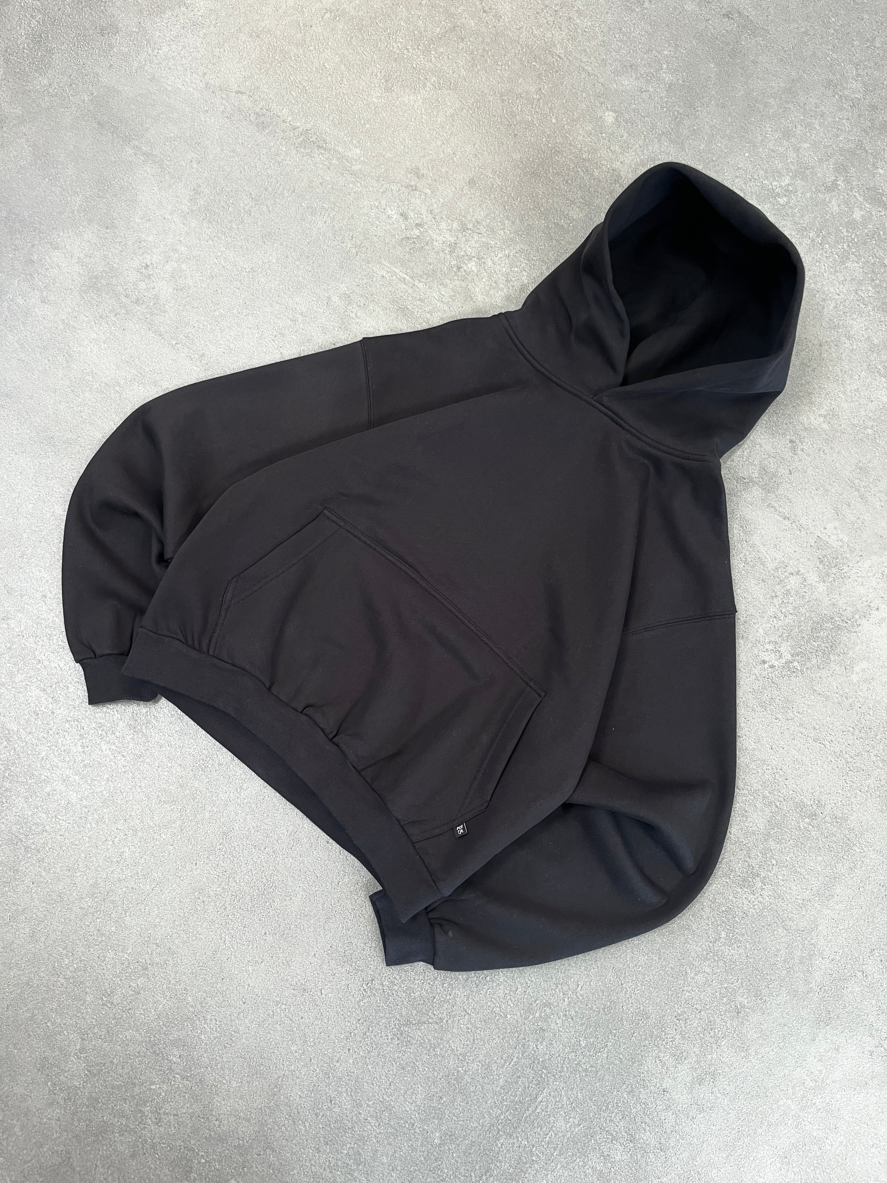 BLACK HOODIE - Image 3