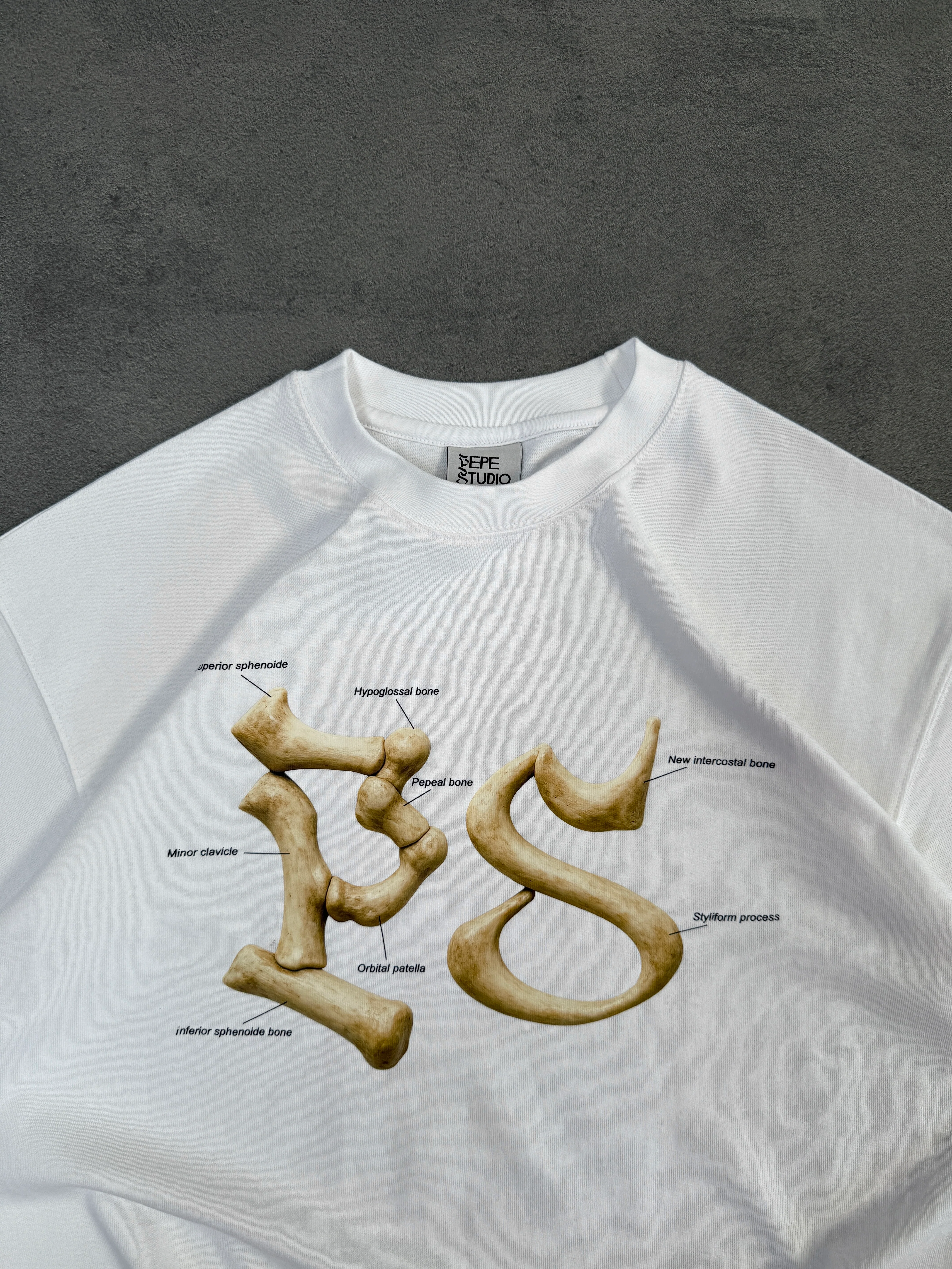 BONE GRAPHIC TEE - Image 4
