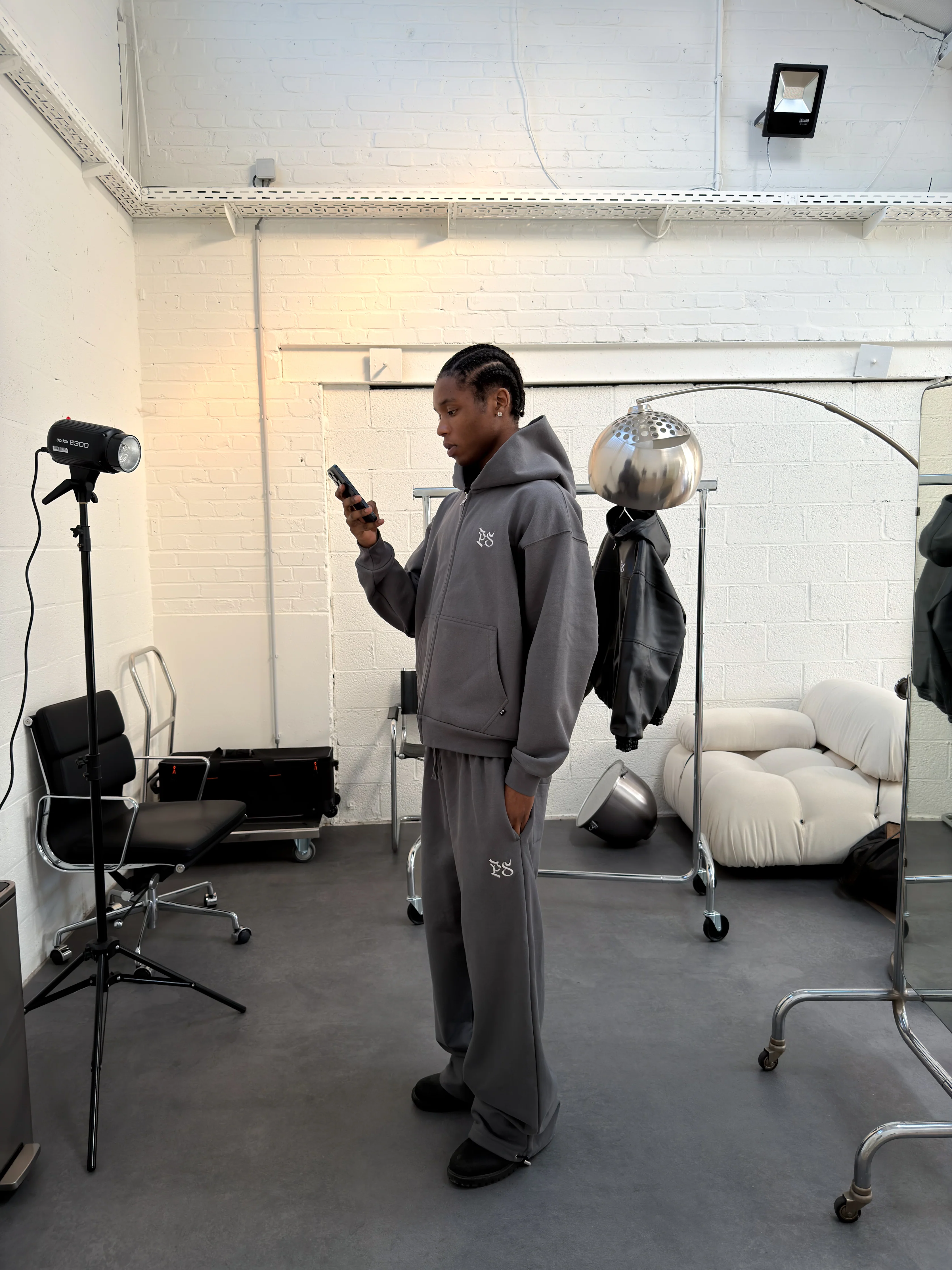 CHARCOAL GRAY BAGGY TROUSER - Image 2
