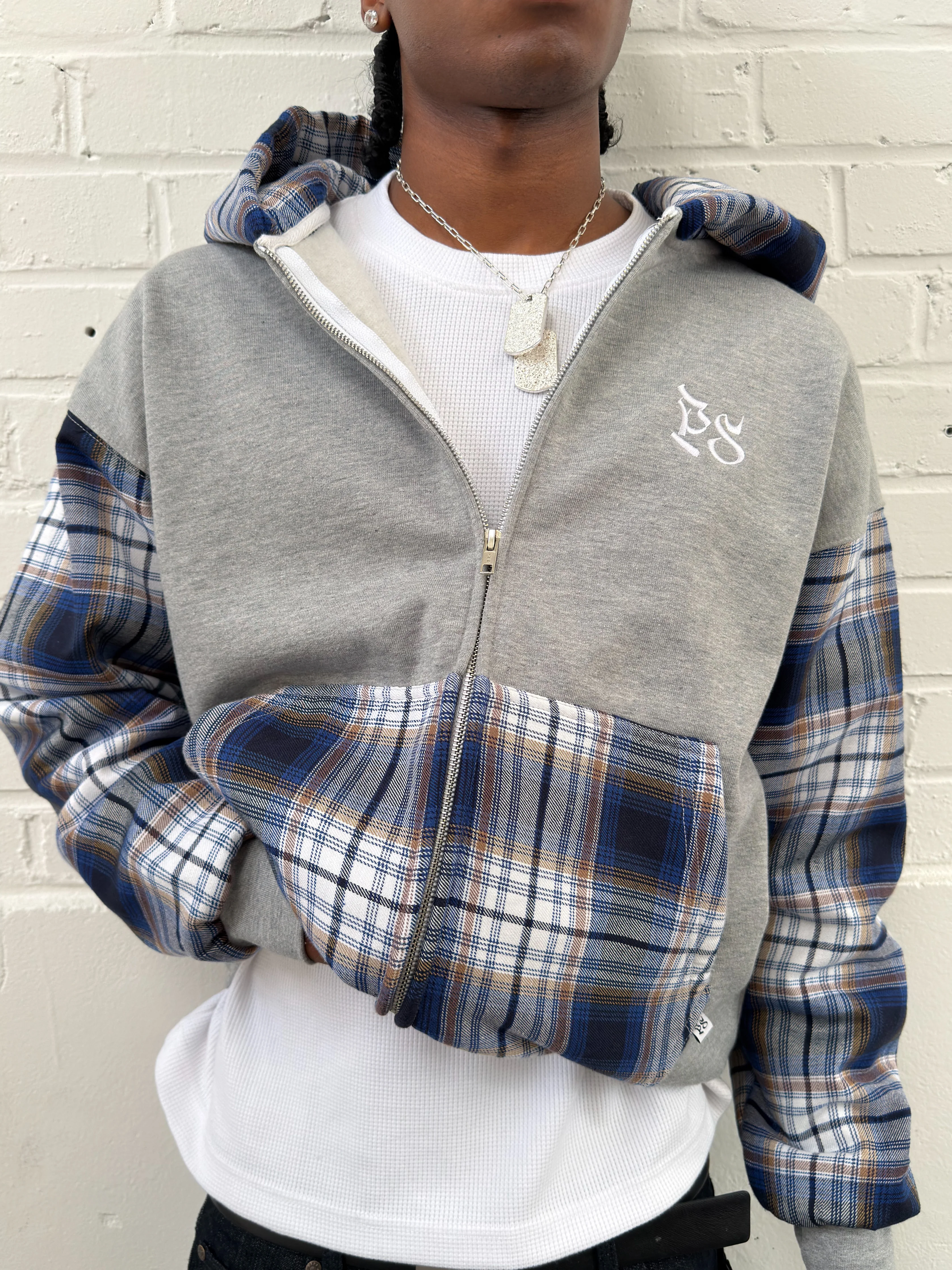 The Legacy Zip-Hoodie - Navy Edition - Image 3